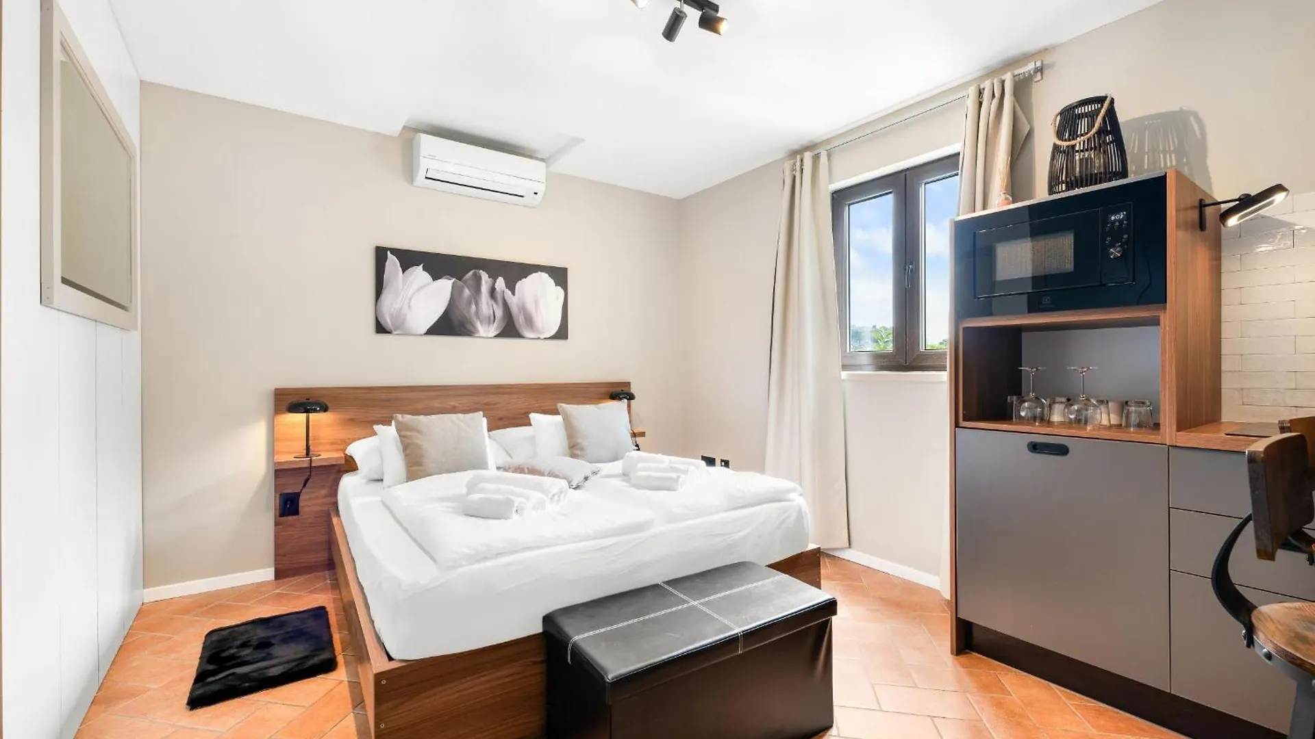 Suncity Room contacts